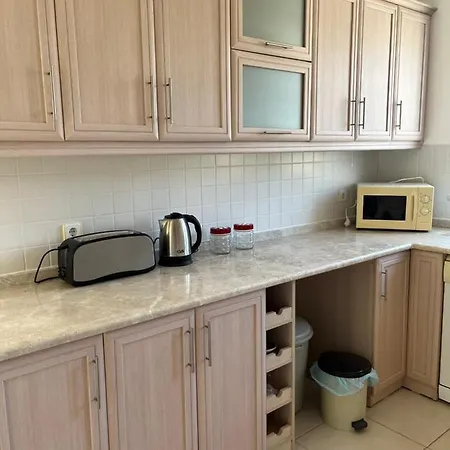 Stunning Spacious Poolside 2-bed Apt In 公寓 Ovacık