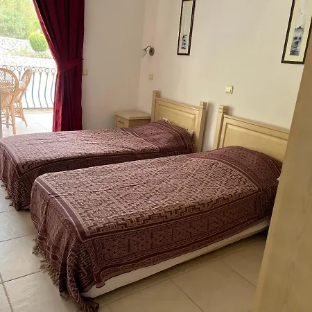Stunning Spacious Poolside 2-bed Apt In Ovacık