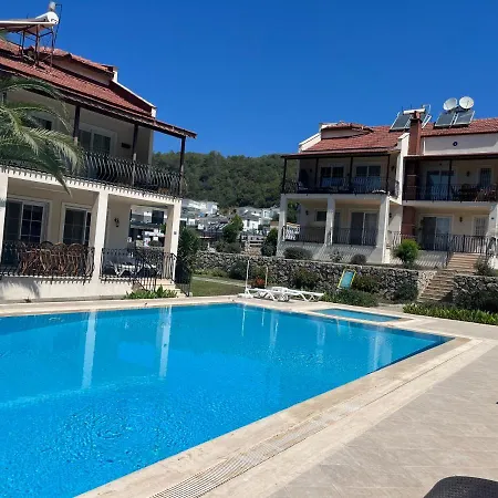 公寓 Stunning Spacious Poolside 2-bed Apt In